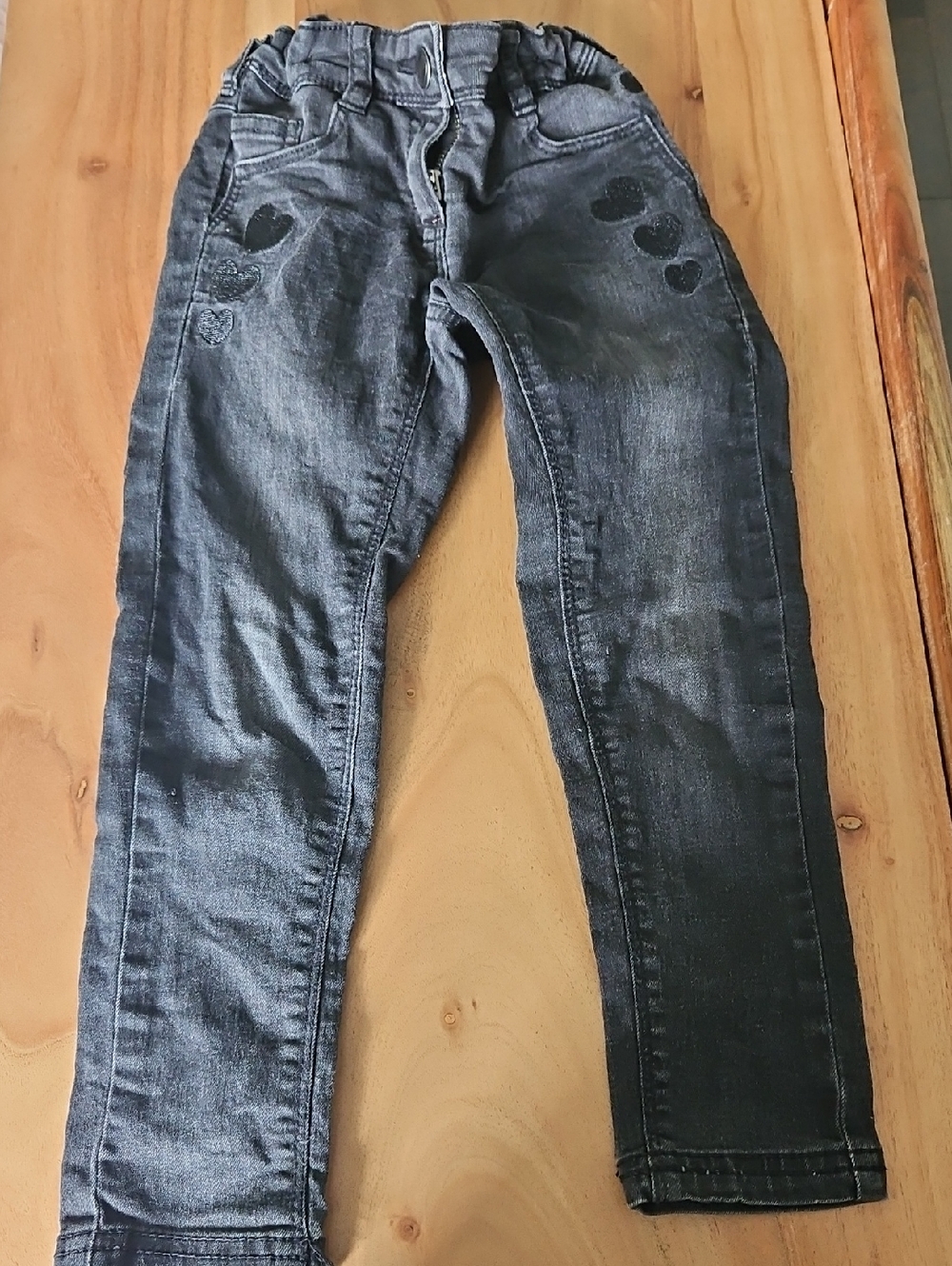 👖 3 For $16 - Girls Stretch Denim Jeans with Subtle Heart Accents 3T
